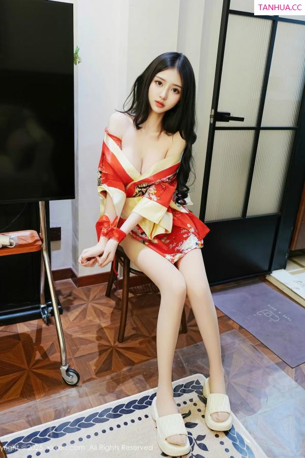   [XiuRen]高清写真图 2025.12.25 No.11155 白小蝶 超薄白丝第9张图片